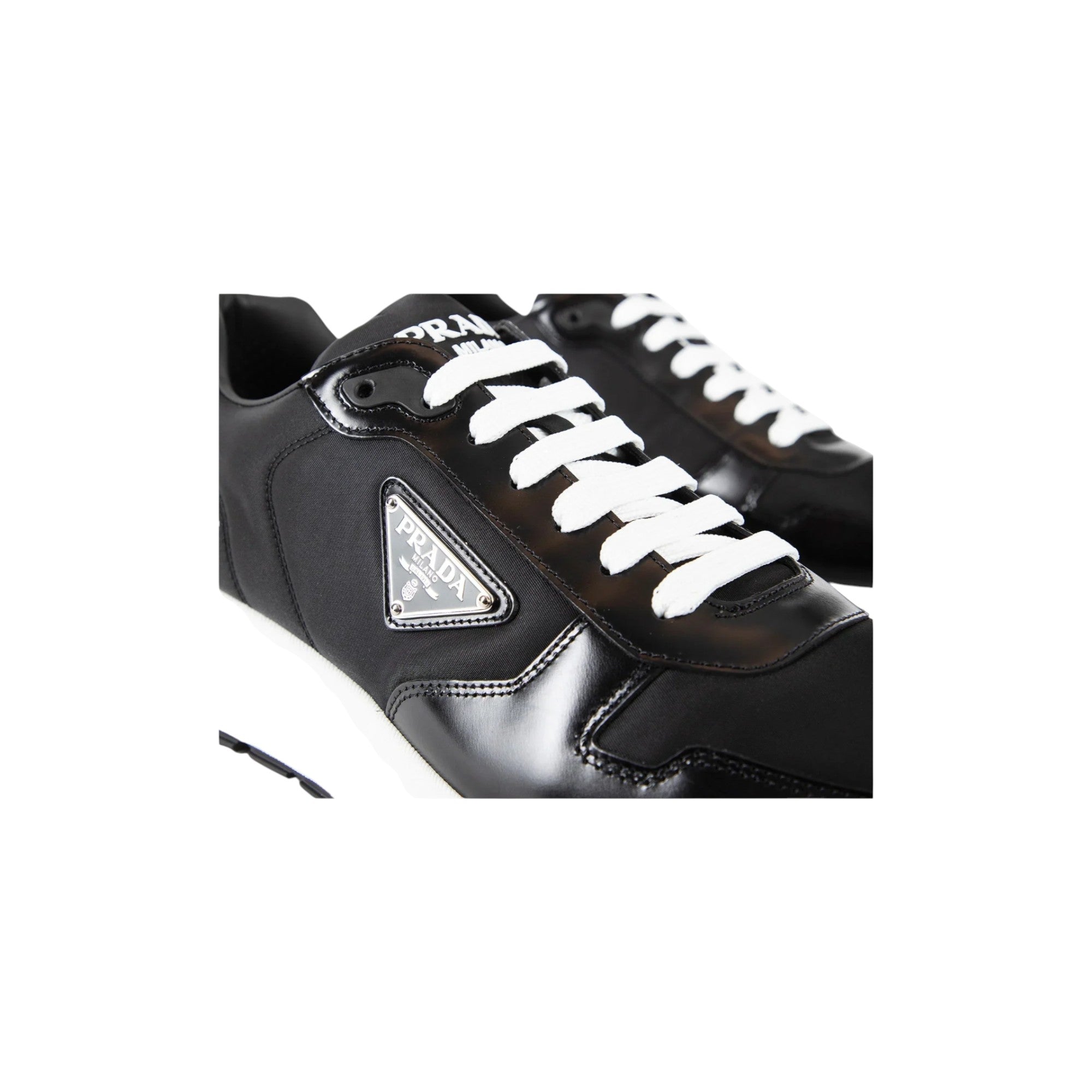 Prax 01 Sneaker In Black And White