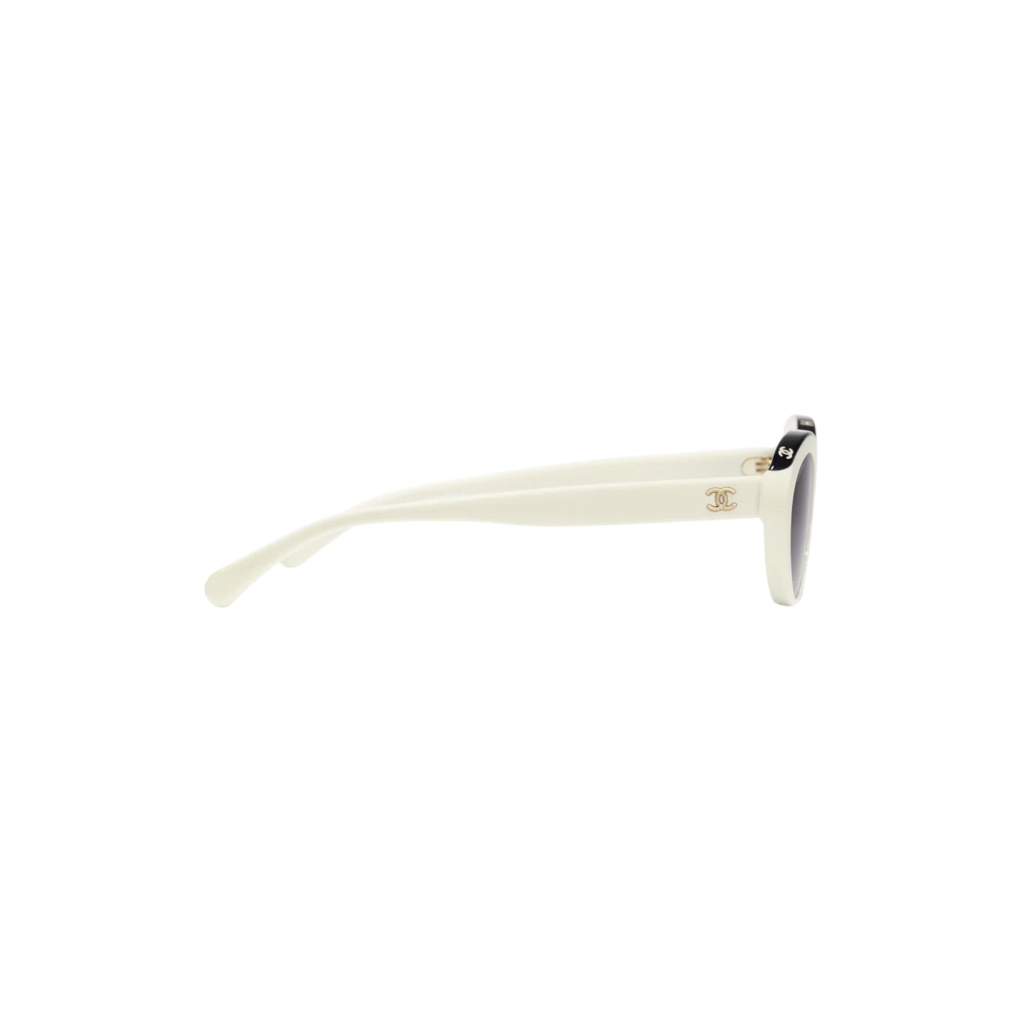 Oval Sunglasses white and black