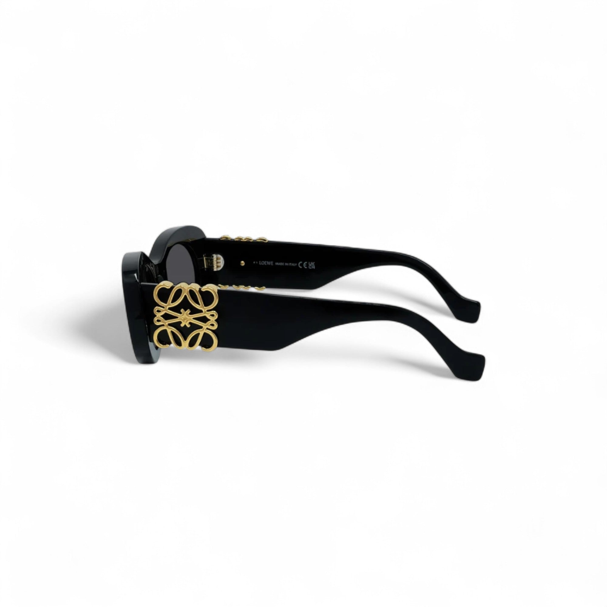 Beveled Oval Maxi Anagram sunglasses in Black