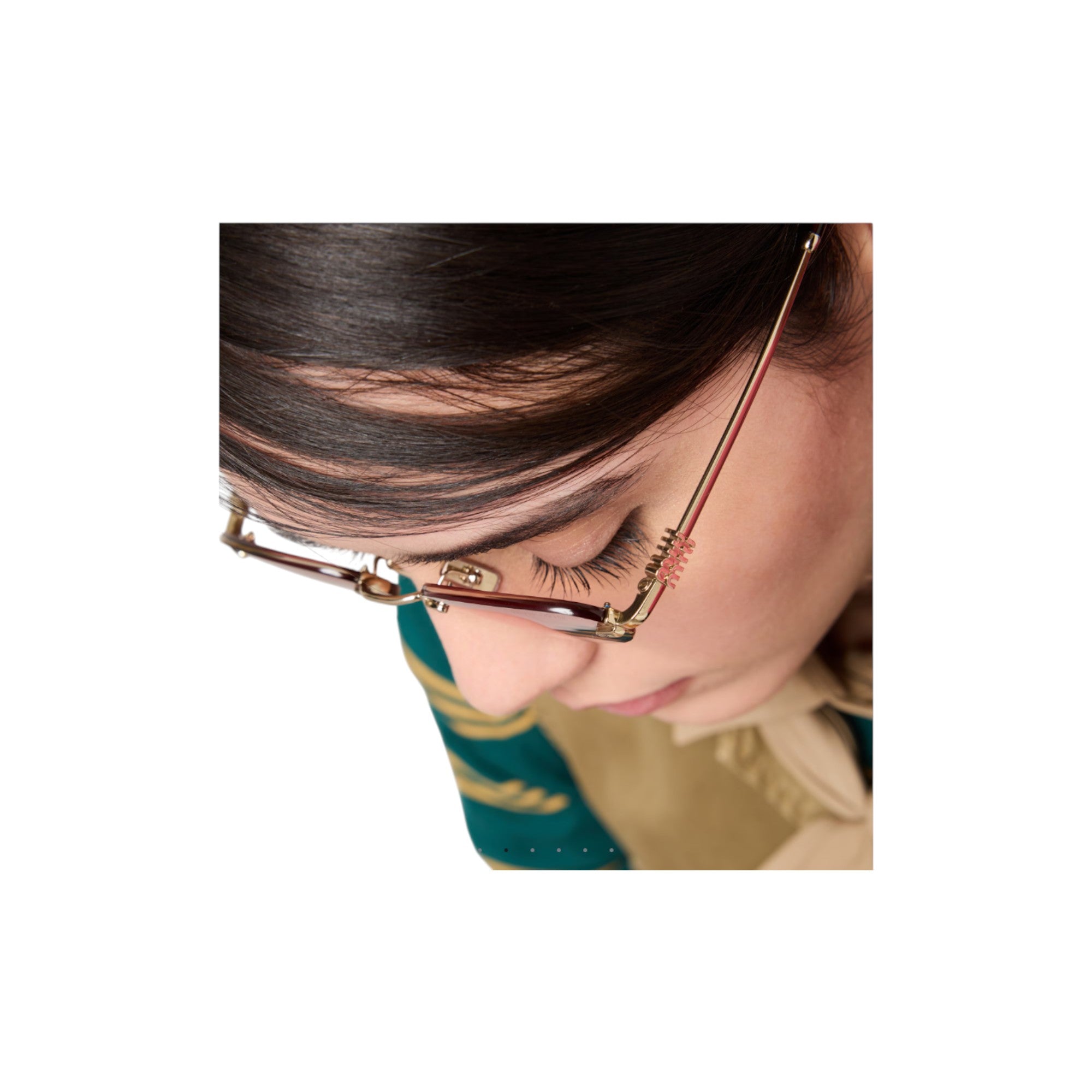 Logo sunglasses