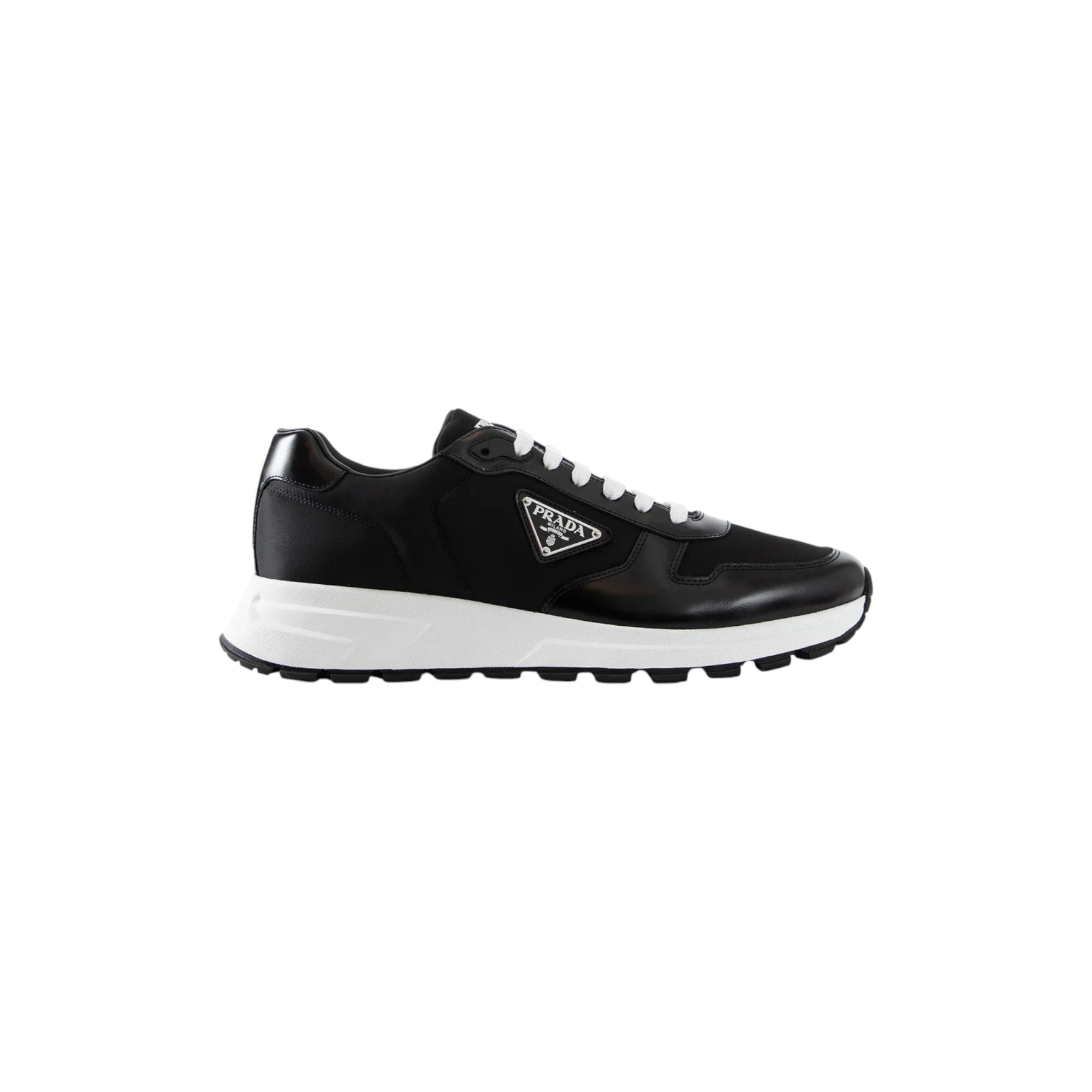 Prax 01 Sneaker In Black And White