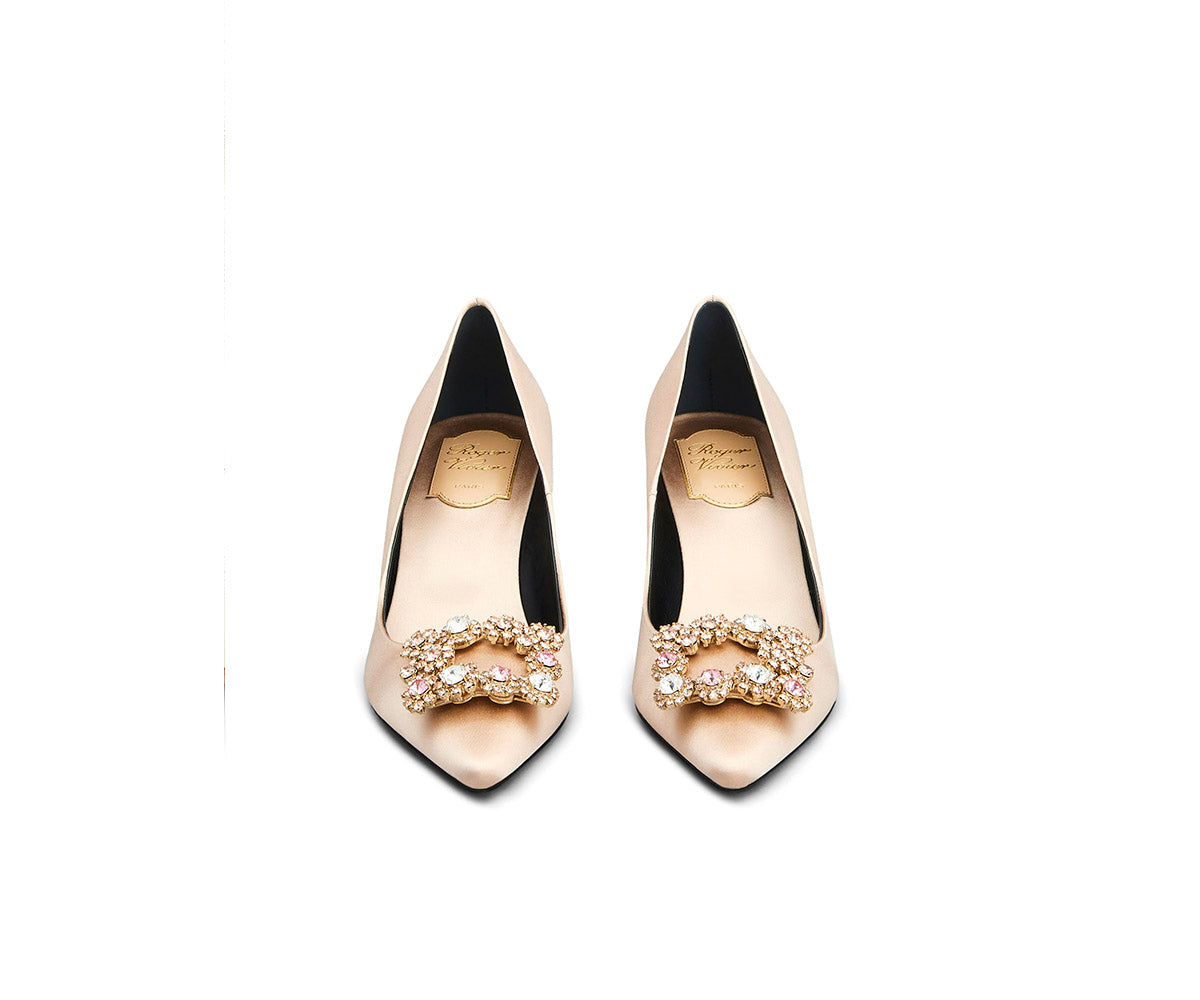 Flower Strass Buckle Pumps in Satin