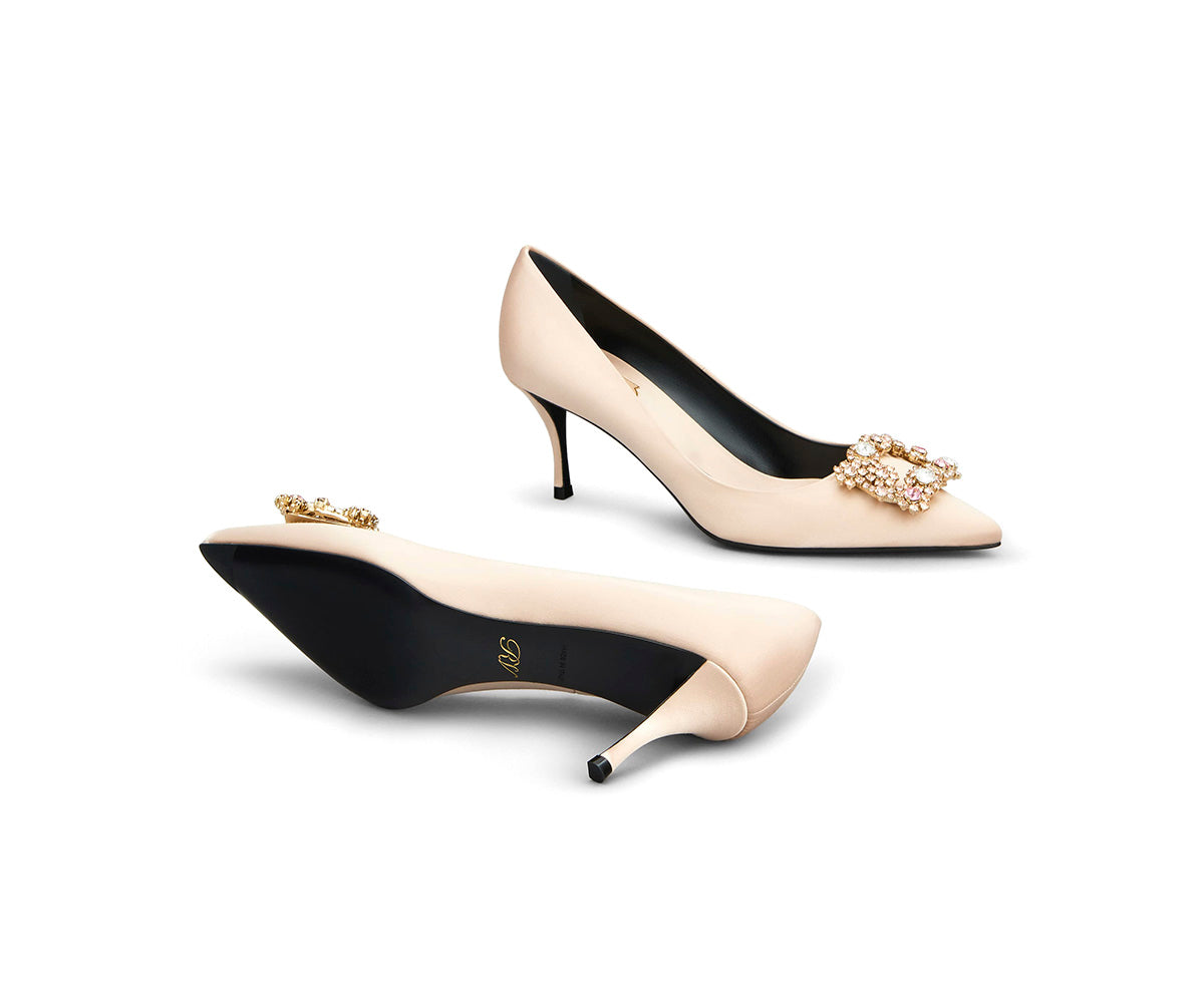 Flower Strass Buckle Pumps in Satin