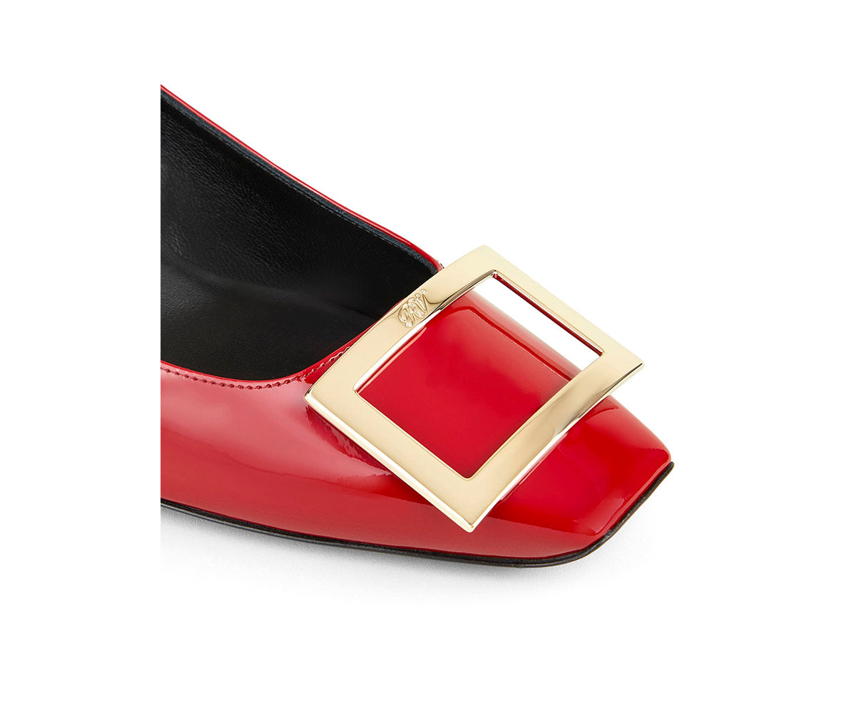 Trompette Metal Buckle Pumps in Patent Leather